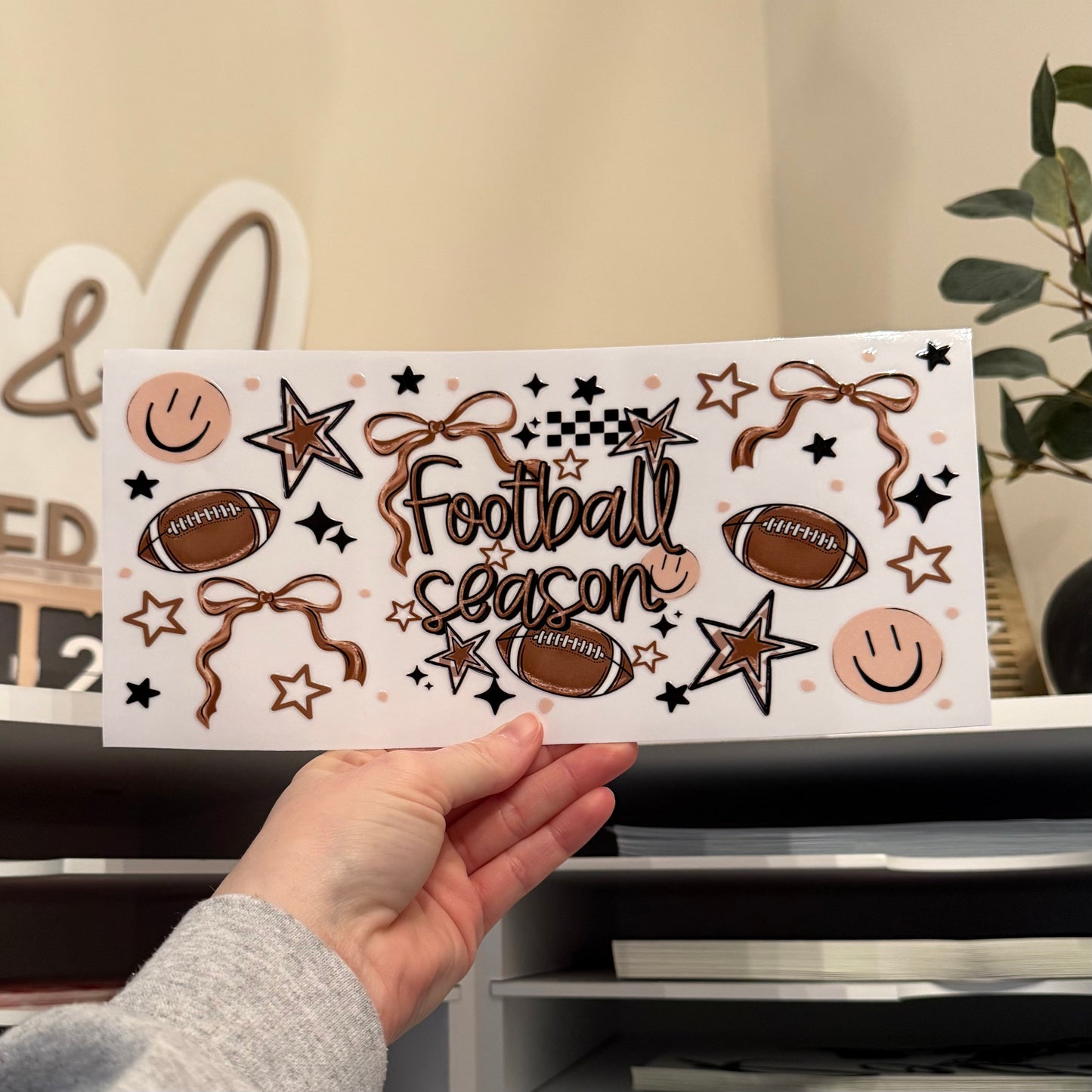 Football Season 16oz Glass Can Wrap