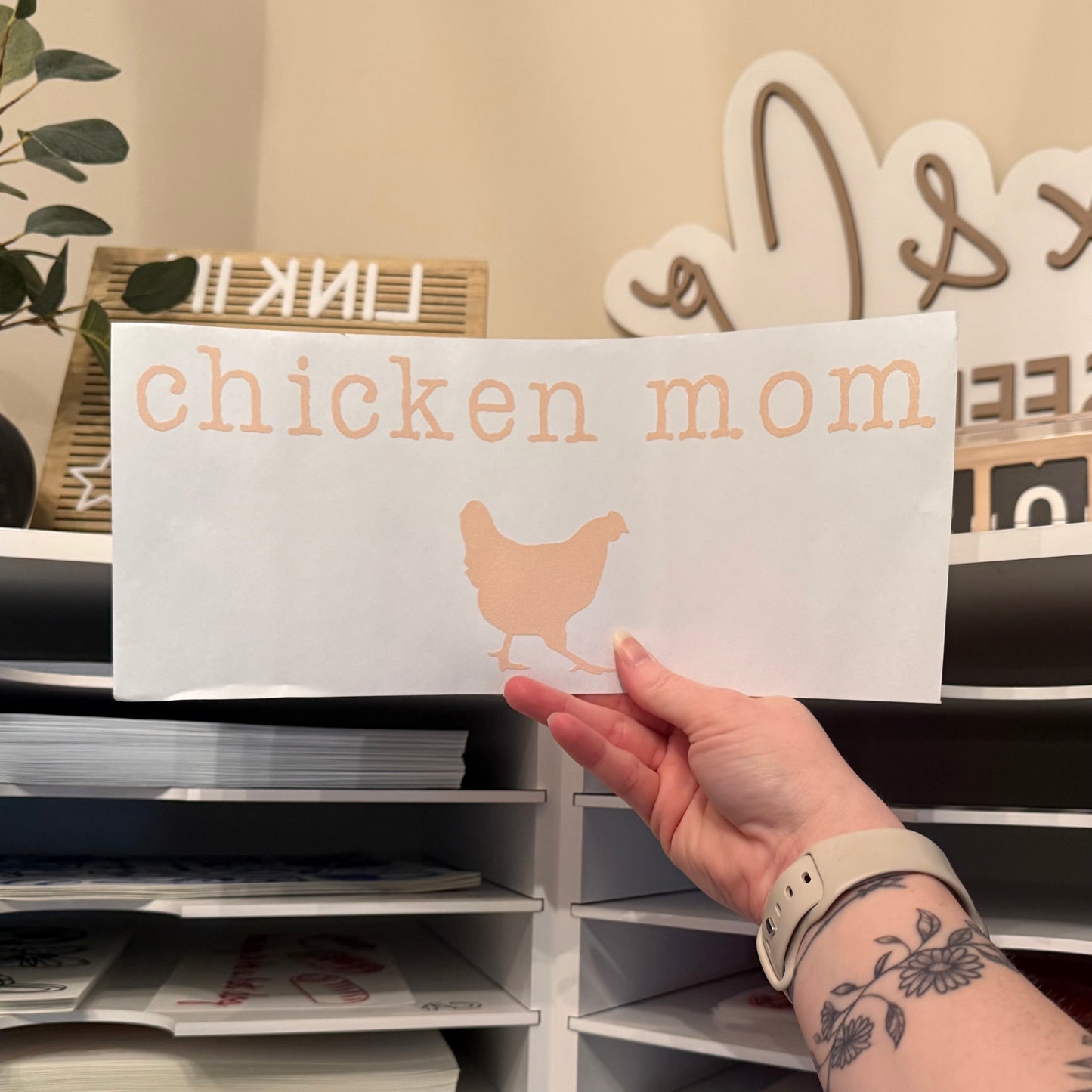 Chicken Mom Single Color (Beige)