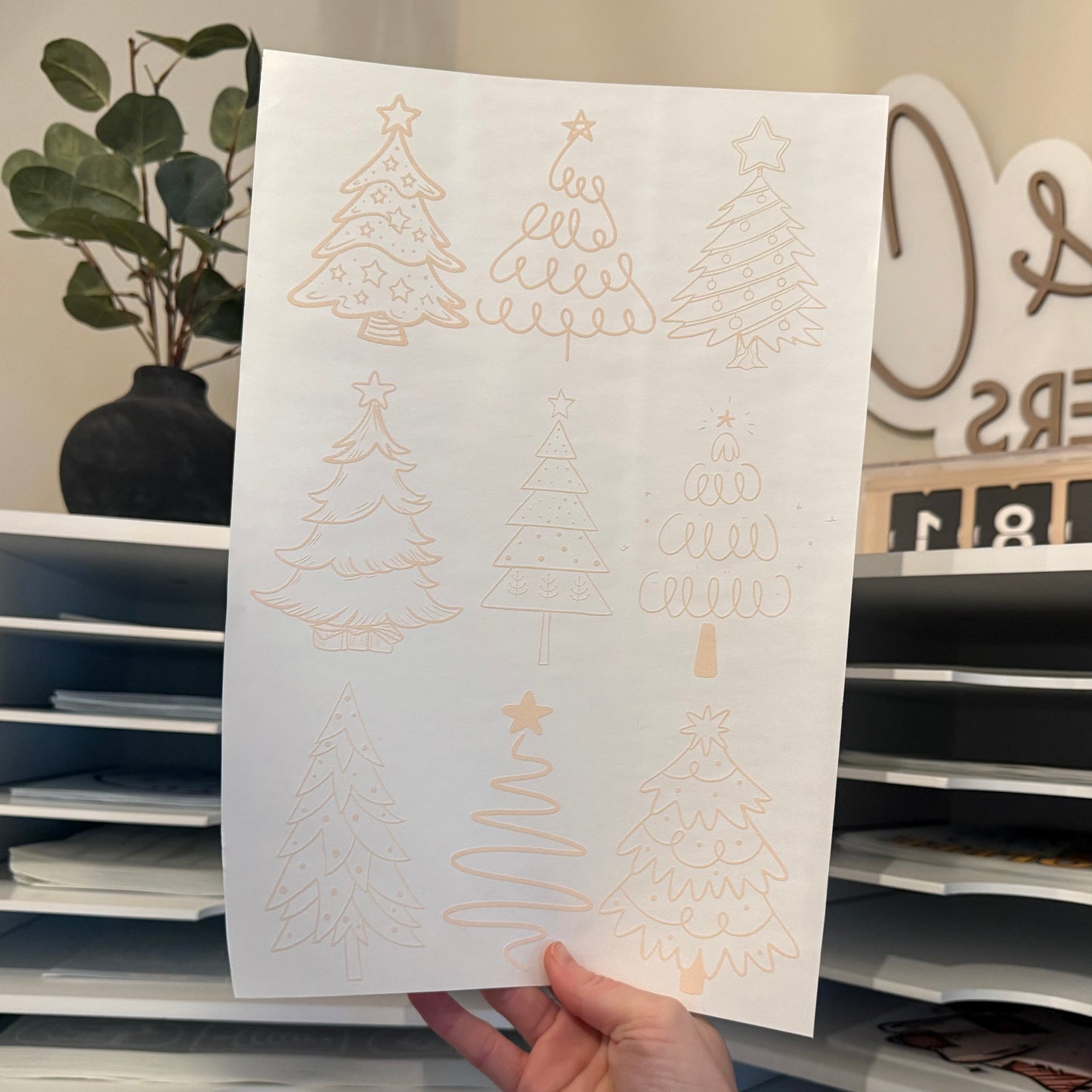 Christmas Tree Grid Single Color (Beige)
